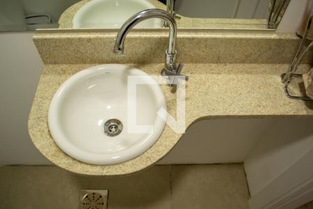 Lavabo de apartamento para alugar com 1 quarto, 43m² em Menino Deus, Porto Alegre