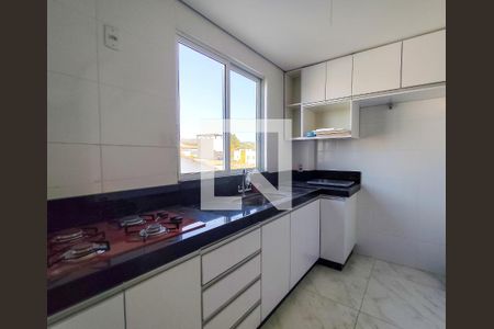 Cozinha de apartamento à venda com 2 quartos, 104m² em Estrela do Oriente, Belo Horizonte