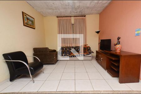 Sala 2 ambientes de casa à venda com 4 quartos, 220m² em Boa Vista, Belo Horizonte