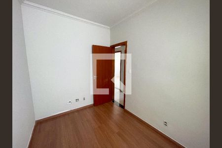 Quarto 1 de apartamento para alugar com 3 quartos, 90m² em Inconfidentes, Contagem