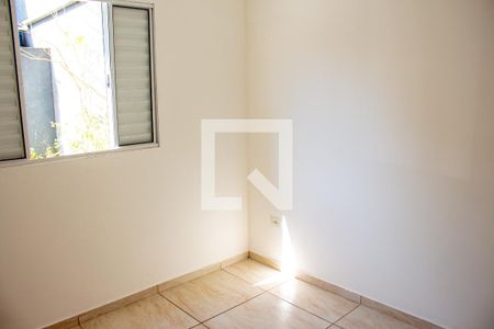 Quarto 2 de apartamento para alugar com 2 quartos, 40m² em Colônia, Ribeirão Pires