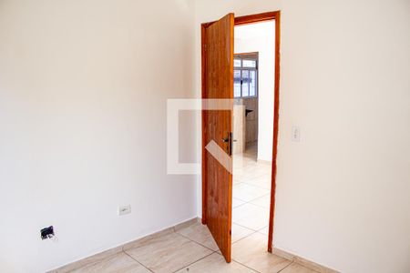 Quarto 1 de apartamento para alugar com 2 quartos, 40m² em Colônia, Ribeirão Pires