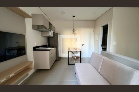 Sala de kitnet/studio para alugar com 1 quarto, 38m² em Sumarezinho, São Paulo