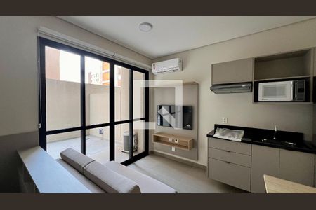 Sala de kitnet/studio para alugar com 1 quarto, 38m² em Sumarezinho, São Paulo