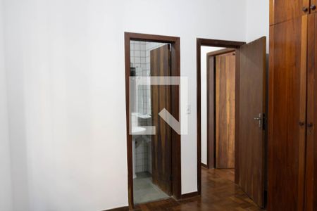 Quarto de apartamento para alugar com 3 quartos, 110m² em Buritis, Belo Horizonte