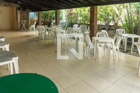 Casa de condomínio à venda com 140m², 3 quartos e 1 vaga Casa de condomínio à venda com 140m², 3 quartos e 1 vagaÁrea comum - Salão de festas