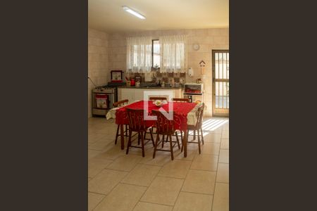 Casa de condomínio à venda com 140m², 3 quartos e 1 vaga Casa de condomínio à venda com 140m², 3 quartos e 1 vagaCozinha - Armários