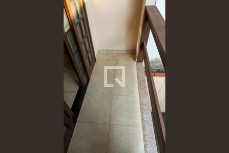 Casa de condomínio à venda com 140m², 3 quartos e 1 vaga Casa de condomínio à venda com 140m², 3 quartos e 1 vagaVaranda da suite