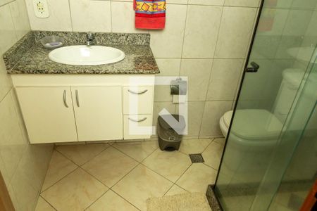 Casa de condomínio à venda com 140m², 3 quartos e 1 vaga Casa de condomínio à venda com 140m², 3 quartos e 1 vagaBanheiro Social