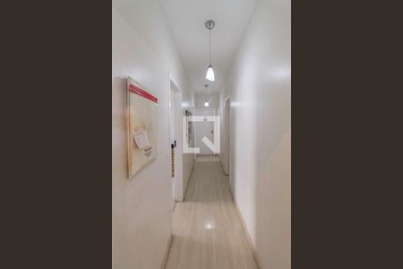 Corredor de casa para alugar com 4 quartos, 241m² em Ouro Preto, Belo Horizonte