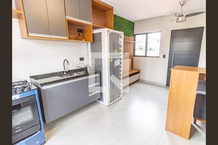 Sala/Cozinha de apartamento para alugar com 2 quartos, 40m² em Quarta Parada, São Paulo