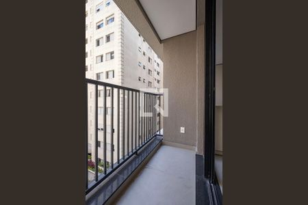 Studio - Varanda de kitnet/studio para alugar com 1 quarto, 38m² em Sumarezinho, São Paulo