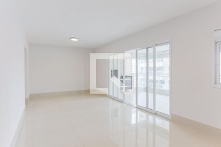 Apartamento à venda com 3 quartos, 145m² em Várzea da Barra Funda, São Paulo