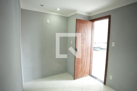 Quarto de kitnet/studio para alugar com 1 quarto, 30m² em Fazenda Grande do Retiro, Salvador