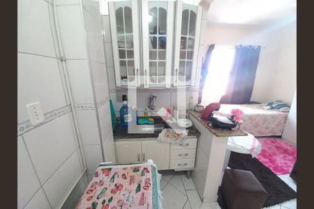 Cozinha de apartamento para alugar com 1 quarto, 30m² em Itararé, São Vicente