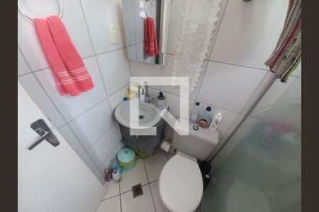 Banheiro de apartamento para alugar com 1 quarto, 30m² em Itararé, São Vicente