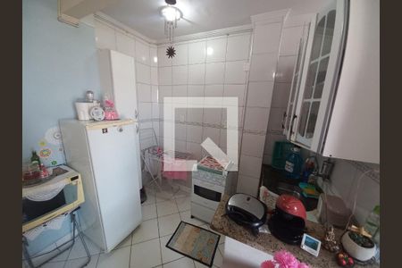 Cozinha de apartamento para alugar com 1 quarto, 30m² em Itararé, São Vicente