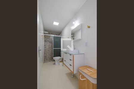 Banheiro de apartamento para alugar com 1 quarto, 50m² em Cidade Baixa, Porto Alegre