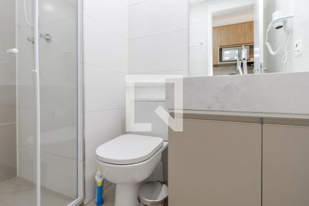 Banheiro de kitnet/studio para alugar com 1 quarto, 23m² em Brooklin Paulista, São Paulo