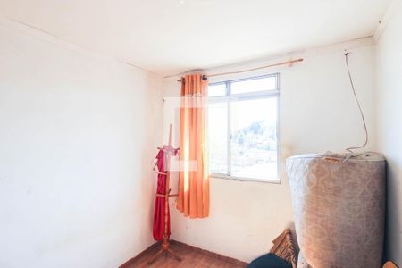 Quarto 1 de apartamento para alugar com 2 quartos, 38m² em Barro Vermelho, Belford Roxo