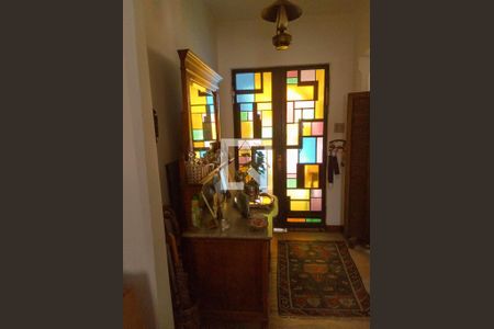 Casa para alugar com 190m², 3 quartos e 2 vagas Casa para alugar com 190m², 3 quartos e 2 vagasHall de Entrada