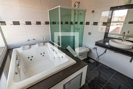 Suite / hidro de casa à venda com 4 quartos, 360m² em São João Batista, Belo Horizonte