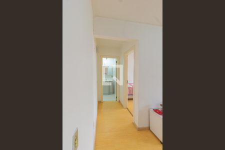 Corredor de apartamento à venda com 1 quarto, 63m² em Centro, Canoas