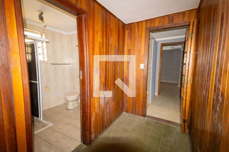 Corredor de casa à venda com 2 quartos, 90m² em Vila Ivone, São Paulo