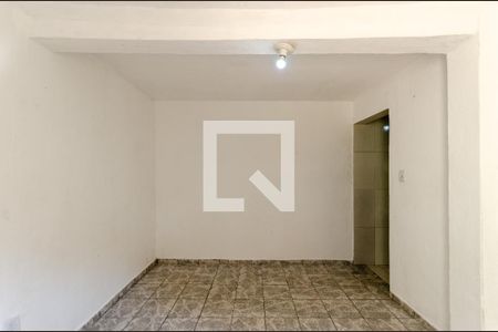 Quarto de casa para alugar com 1 quarto, 35m² em Vila Herminia, São Paulo