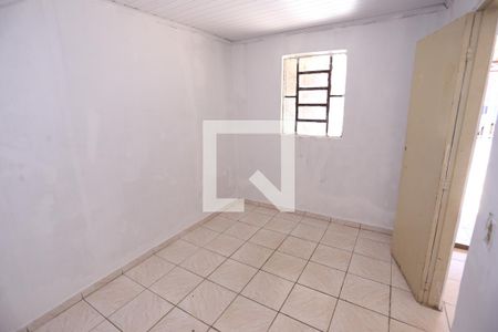 Quarto de casa para alugar com 3 quartos, 80m² em Ceilândia Norte (ceilândia), Brasília