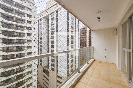 Varanda de apartamento para alugar com 3 quartos, 130m² em Barra Funda, Guarujá