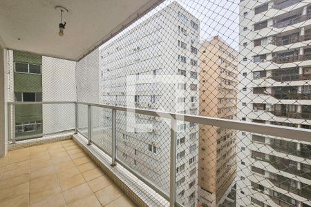 Varanda  de apartamento para alugar com 3 quartos, 130m² em Barra Funda, Guarujá