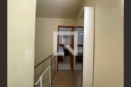 Corredor de casa à venda com 2 quartos, 92m² em Inhaúma, Rio de Janeiro