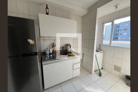 Cozinha de apartamento para alugar com 2 quartos, 48m² em Jardim Casa Branca, Suzano