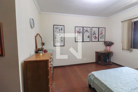 Casa à venda com 408m², 4 quartos e 2 vagas Casa à venda com 408m², 4 quartos e 2 vagasSuíte