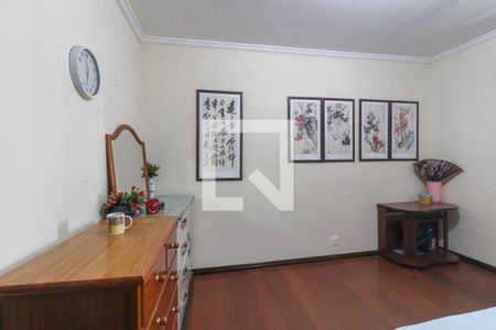 Casa à venda com 408m², 4 quartos e 2 vagas Casa à venda com 408m², 4 quartos e 2 vagasSuíte