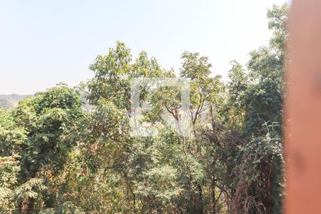 Casa à venda com 408m², 4 quartos e 2 vagas Casa à venda com 408m², 4 quartos e 2 vagasQuintal