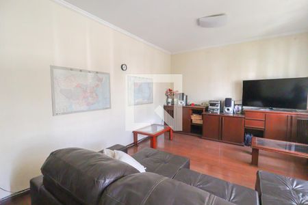 Casa à venda com 408m², 4 quartos e 2 vagas Casa à venda com 408m², 4 quartos e 2 vagasSala 3