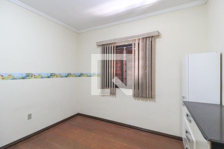 Casa à venda com 408m², 4 quartos e 2 vagas Casa à venda com 408m², 4 quartos e 2 vagasQuarto 4