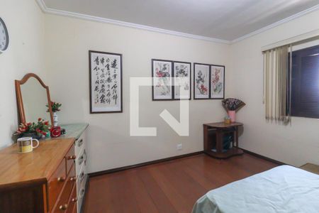 Casa à venda com 408m², 4 quartos e 2 vagas Casa à venda com 408m², 4 quartos e 2 vagasSuíte