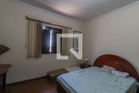 Casa à venda com 408m², 4 quartos e 2 vagas Casa à venda com 408m², 4 quartos e 2 vagasSuíte