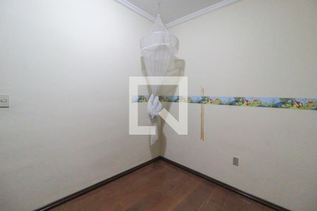 Casa à venda com 408m², 4 quartos e 2 vagas Casa à venda com 408m², 4 quartos e 2 vagasQuarto 4