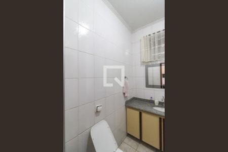 Casa à venda com 408m², 4 quartos e 2 vagas Casa à venda com 408m², 4 quartos e 2 vagasLavabo