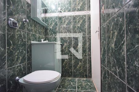 Banheiro Corredor de apartamento à venda com 1 quarto, 44m² em Jardim do Salso, Porto Alegre