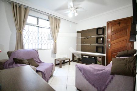 Sala de apartamento para alugar com 3 quartos, 74m² em Stiep, Salvador