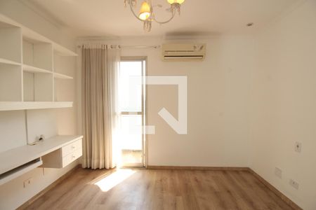 Quarto  de apartamento à venda com 3 quartos, 235m² em Vila Suzana, São Paulo