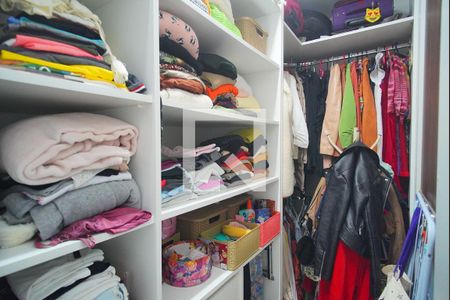 Closet de apartamento à venda com 2 quartos, 59m² em Vila Nova, Novo Hamburgo