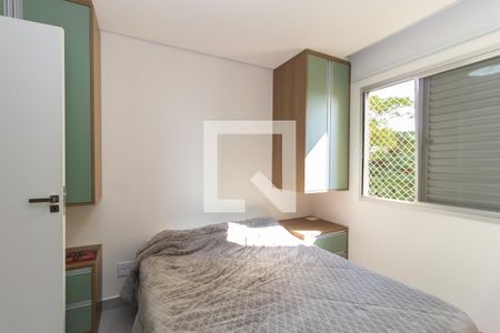 Suíte  de apartamento à venda com 3 quartos, 85m² em Vila Monumento, São Paulo