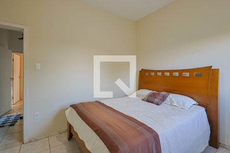 Casa de condomínio à venda com 560m², 5 quartos e 6 vagas Casa de condomínio à venda com 560m², 5 quartos e 6 vagasQuarto 4