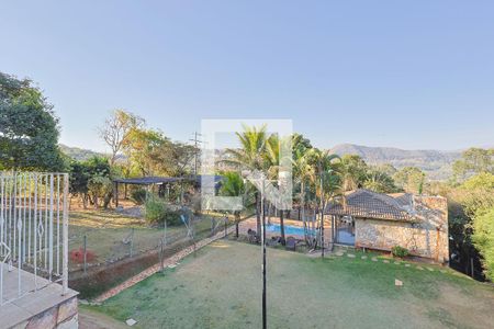 Casa de condomínio à venda com 560m², 5 quartos e 6 vagas Casa de condomínio à venda com 560m², 5 quartos e 6 vagasVista/Sala 2